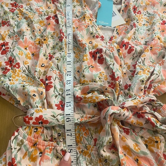 Shore Women’s Willow Shorts Romper Resort Pockets Floral Pockets New size M - Picture 7 of 14
